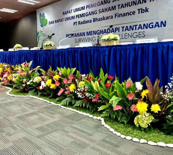 contoh gambar mini garden panggung